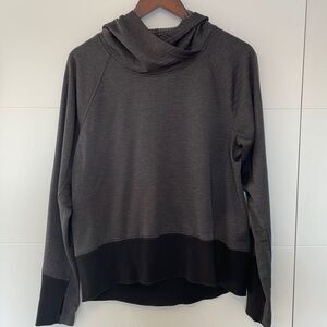 Oakley Pullover Gray and Black Hoodie Size Large